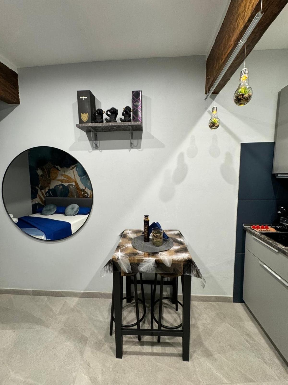 La Casa Di Jennifer Nel Centro Appartement Parma Buitenkant foto